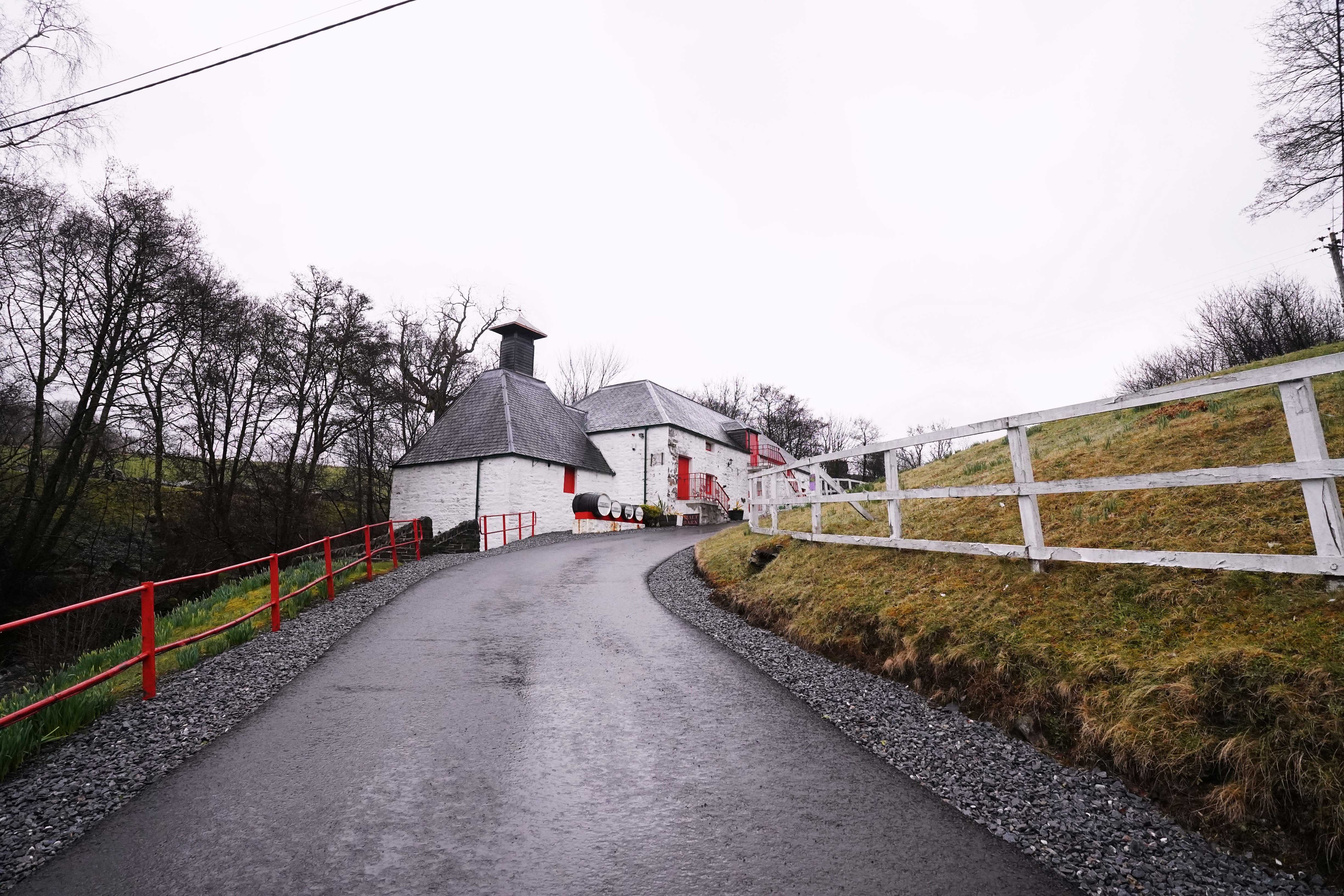 エドラダワー蒸留所